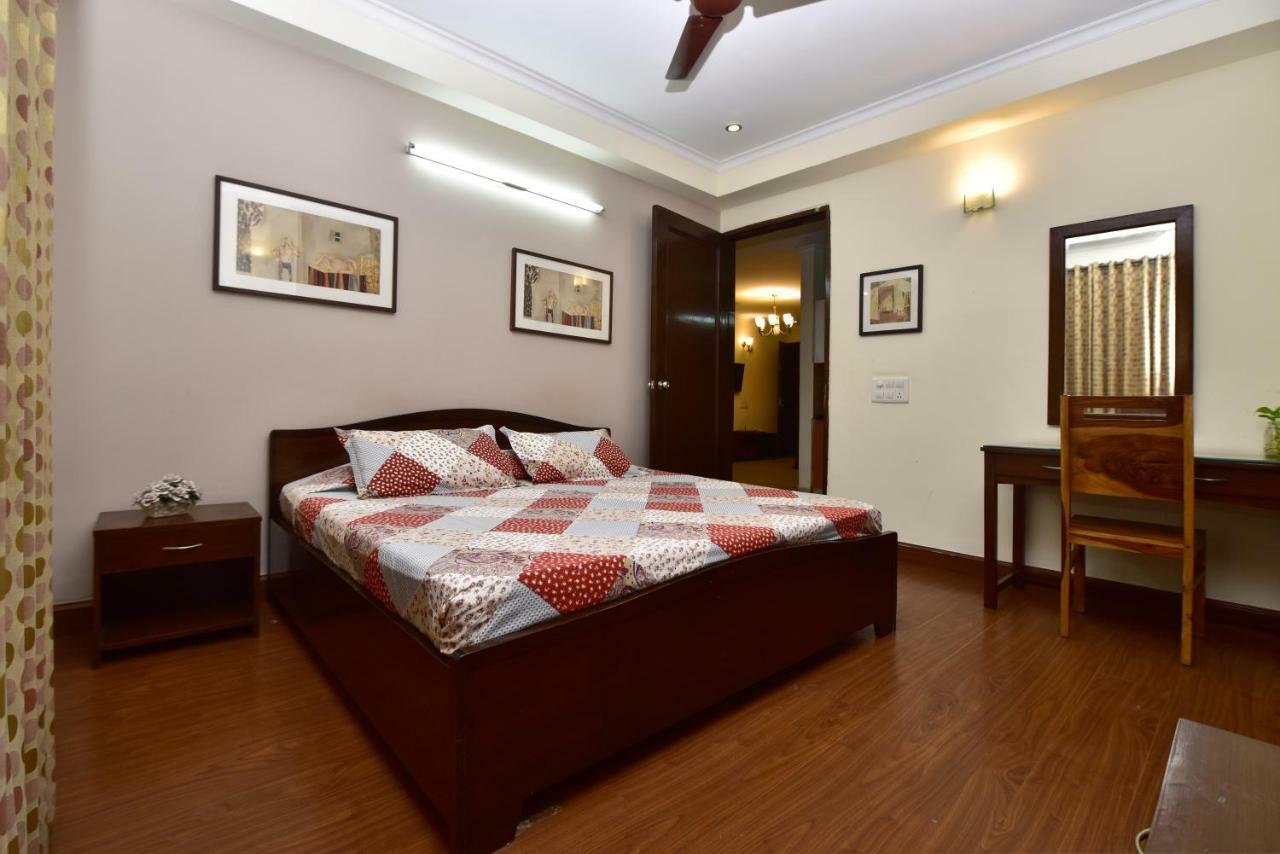 2Bhk Comfortable Furnished Serviced Apartments In Hauz Khas - Woodpecker Apartments New Delhi Exterior photo